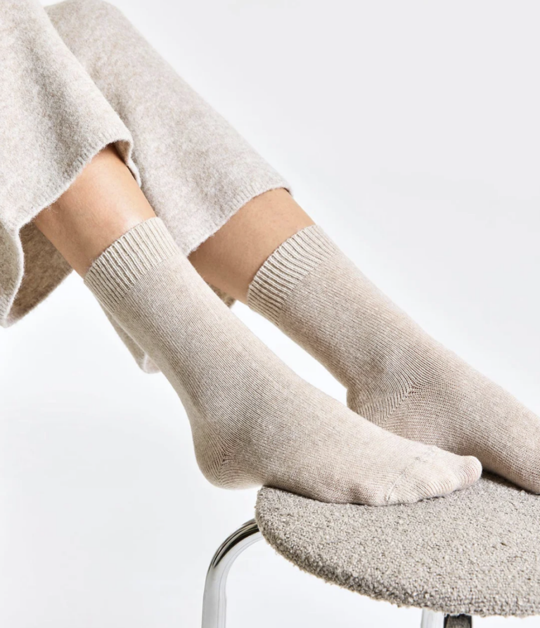 LE BOURGET kousen CACHEMIRE-SOIE beige